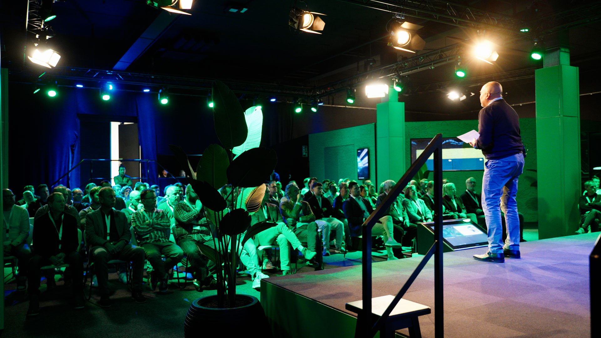 094_3437.00_03_31_21-1